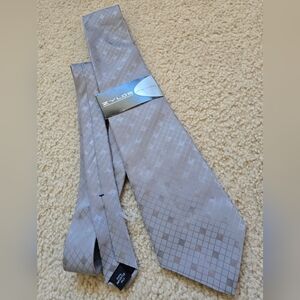 🌈NWT ZYLOS George Machado Silver Geometric Tie Men's Silk Necktie USA Designer